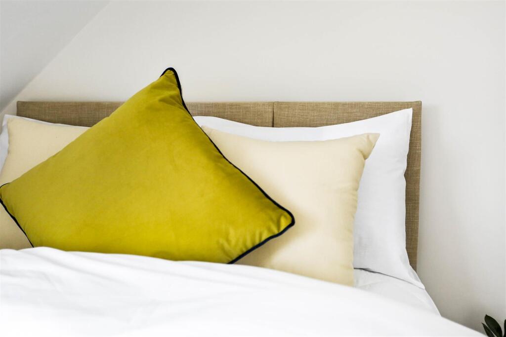 1508626323 - F7 - 4.jpg