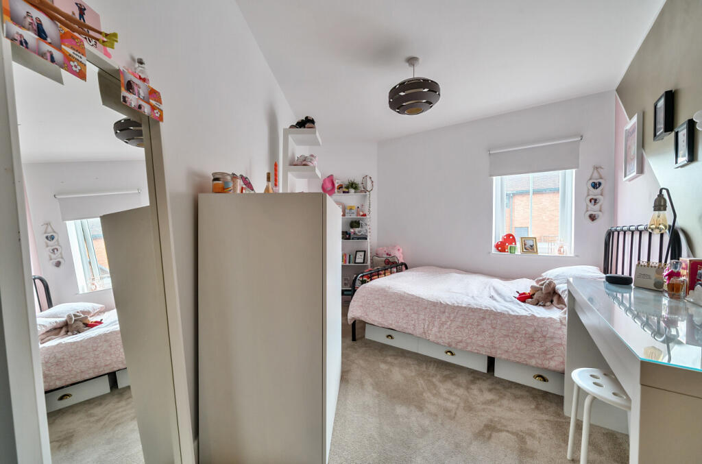 1305532-14-684311...