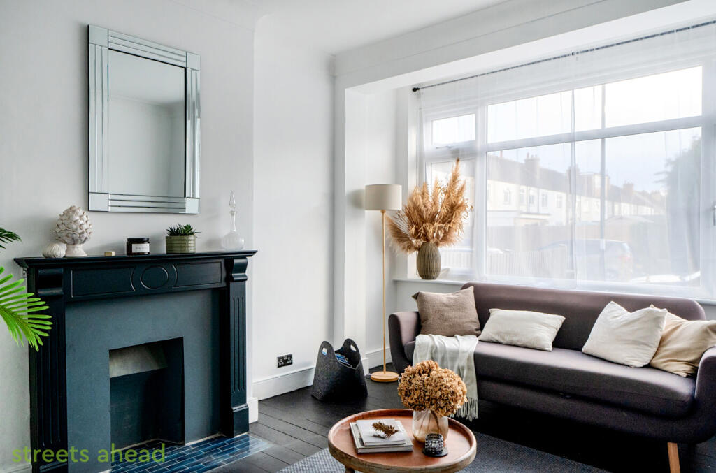 27dfa476-fea4-4cf...