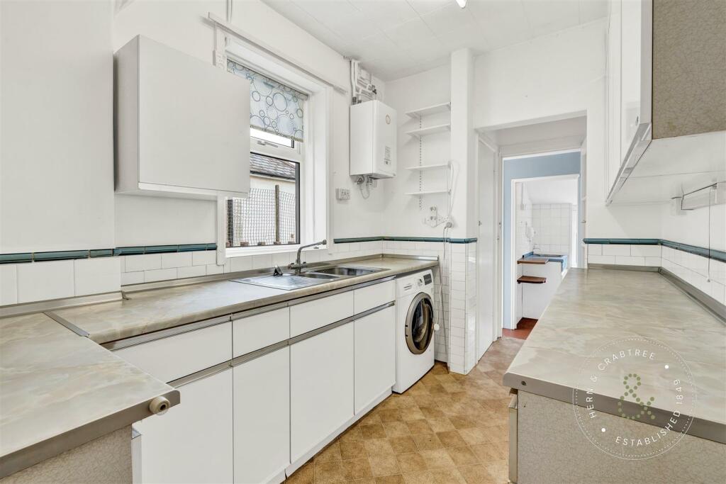 Heathwood Road, Hern Crabtree (6).jpg