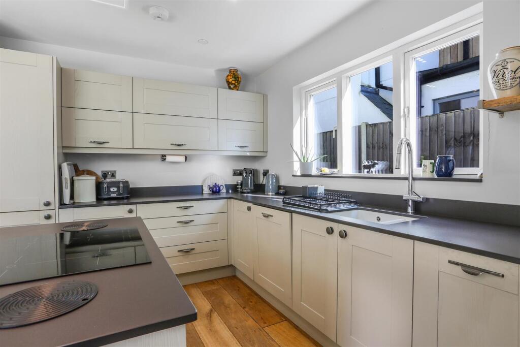 1442804326 -  29.jpg