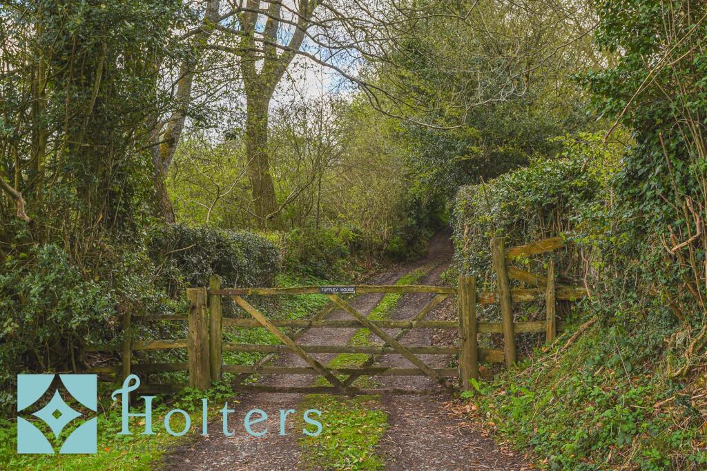 Tuffley House, Clee St.Margret-18.jpg