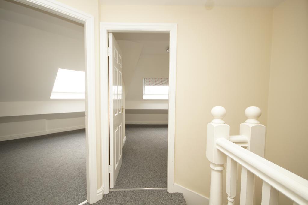 Landing &amp; Bedrooms
