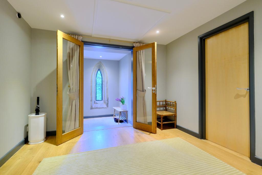 Inner hall with handy storage room