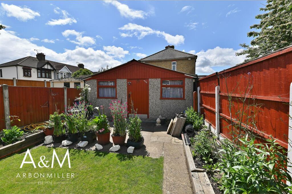 Detached Double Garage