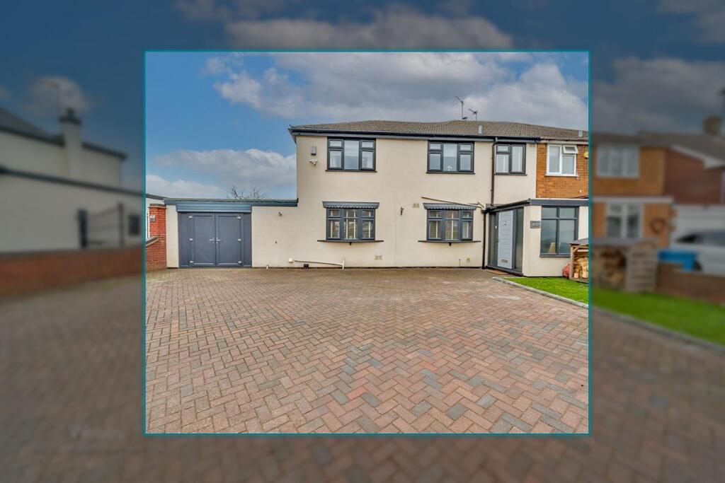 © Webbs Estate Agents © (78 of 105) copy.jpg