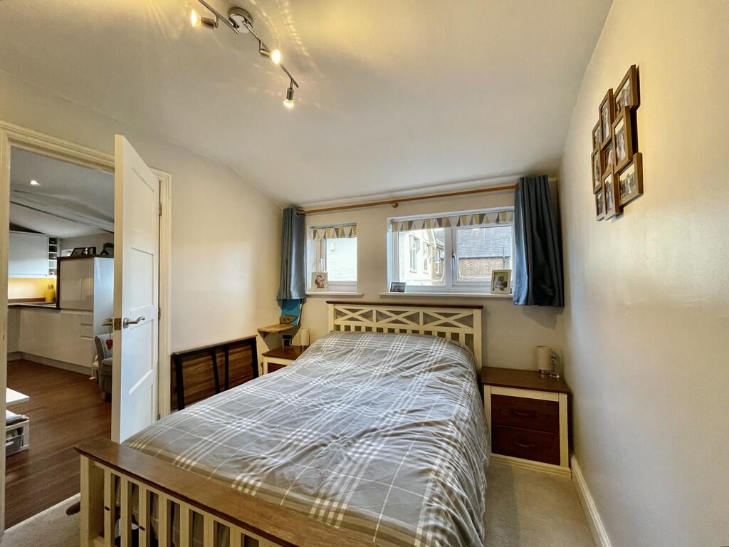 Bedroom (1)