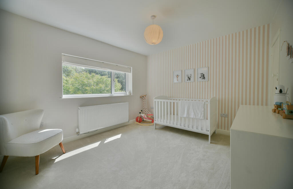 B17