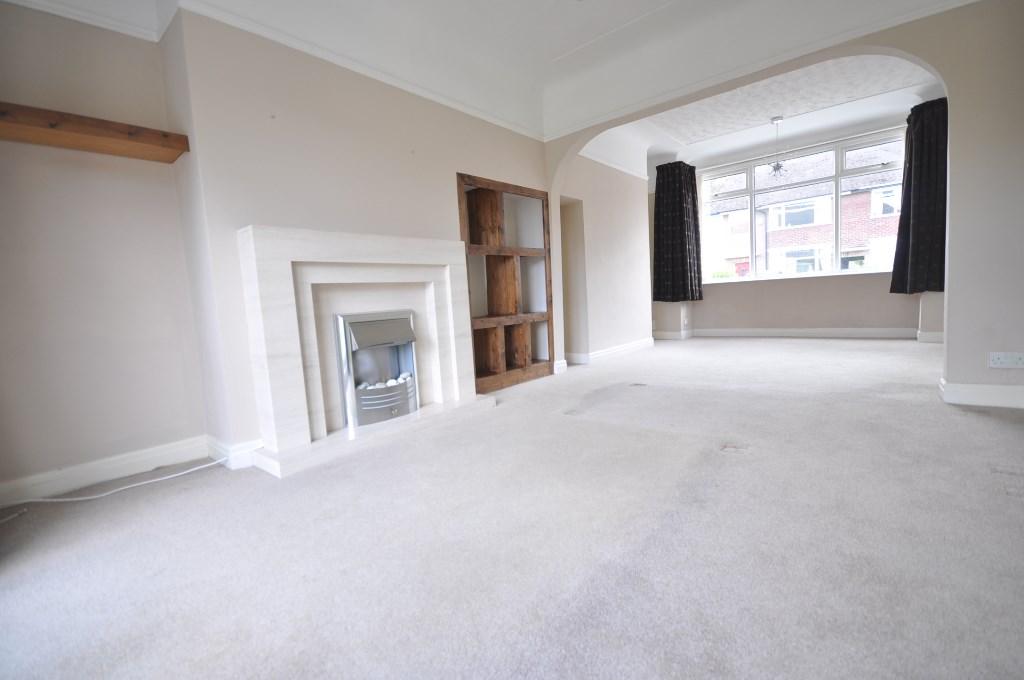 Lounge/ Dining Room