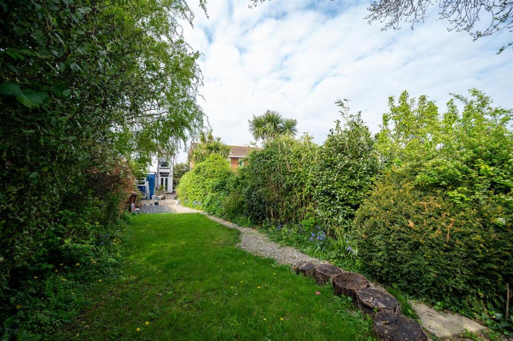 2 Battens Cottages 25 11.jpg