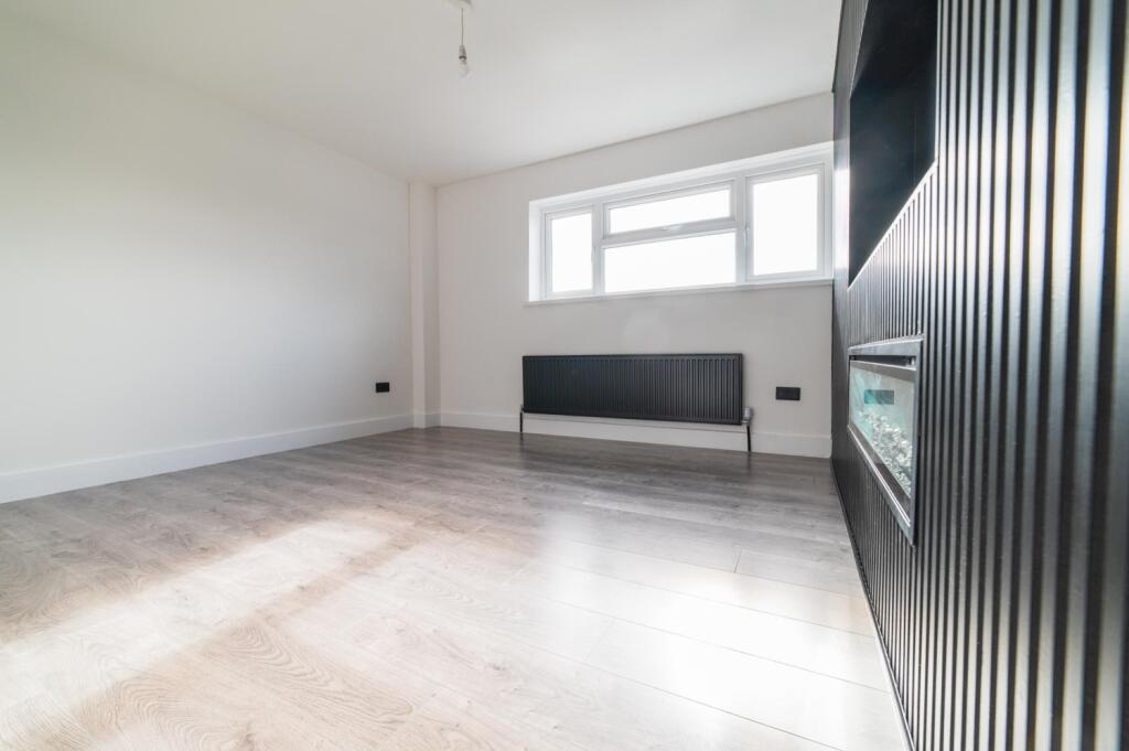 Call 02920 454555 to secure your viewing_8