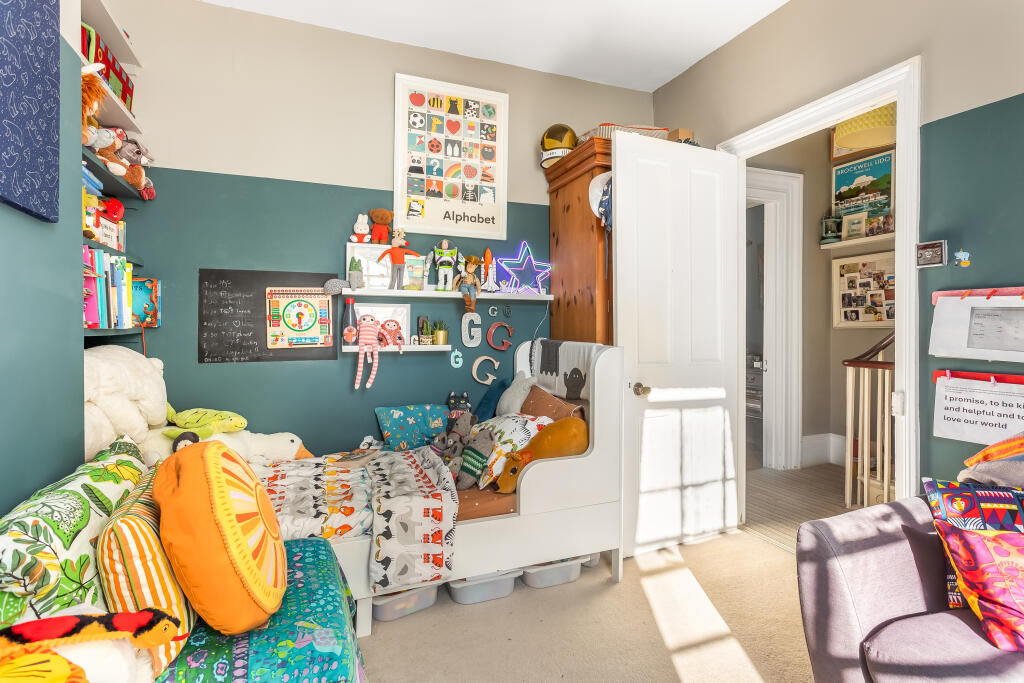 bedroom9