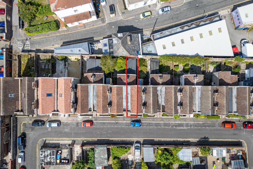 11 Osborne Villas, Kingsdown, Bristol BS2 8BP | Fr