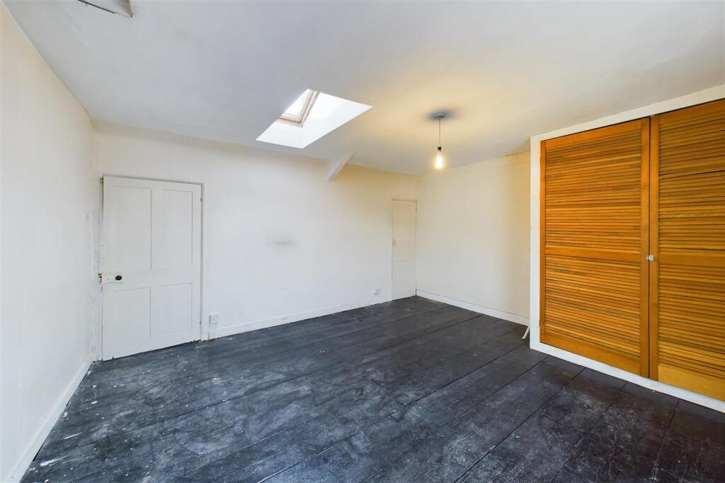 14 Lower Church Street, Chepstow, NP16 5HX | Freeh