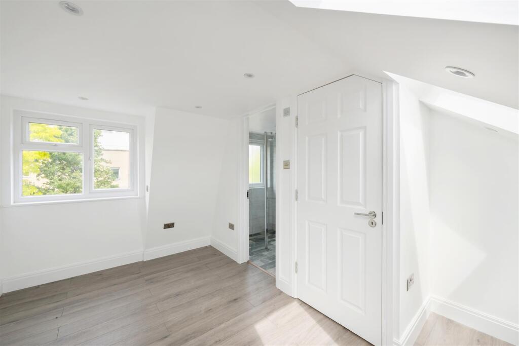 Huntingfield Road Hi-10.jpg