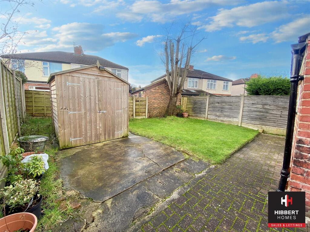 GARDEN 1.jpg