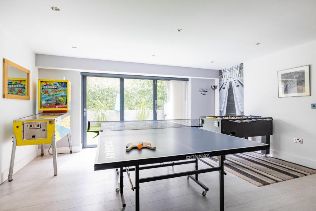 Games room 