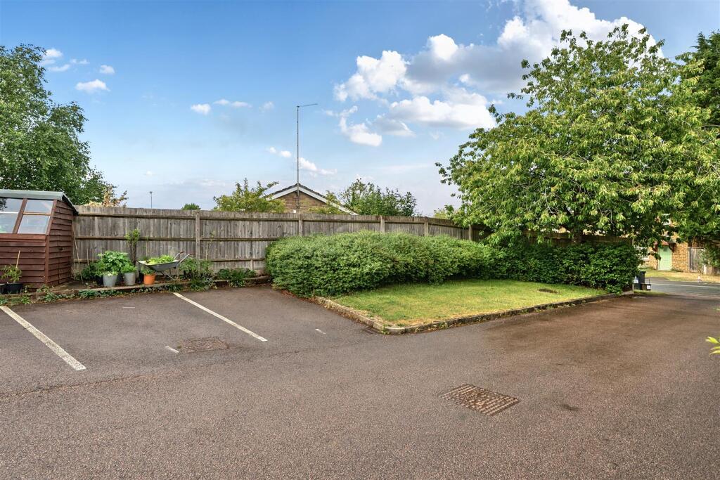 Gildene Cottage, 1 Canons Ashby Road, Moreton Pink