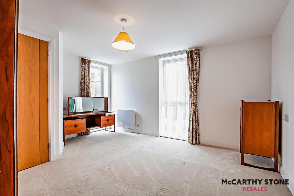8594659-interior15-800.JPG