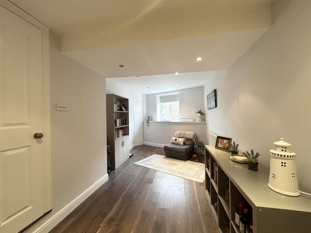 Upper Washer Lane, Halifax