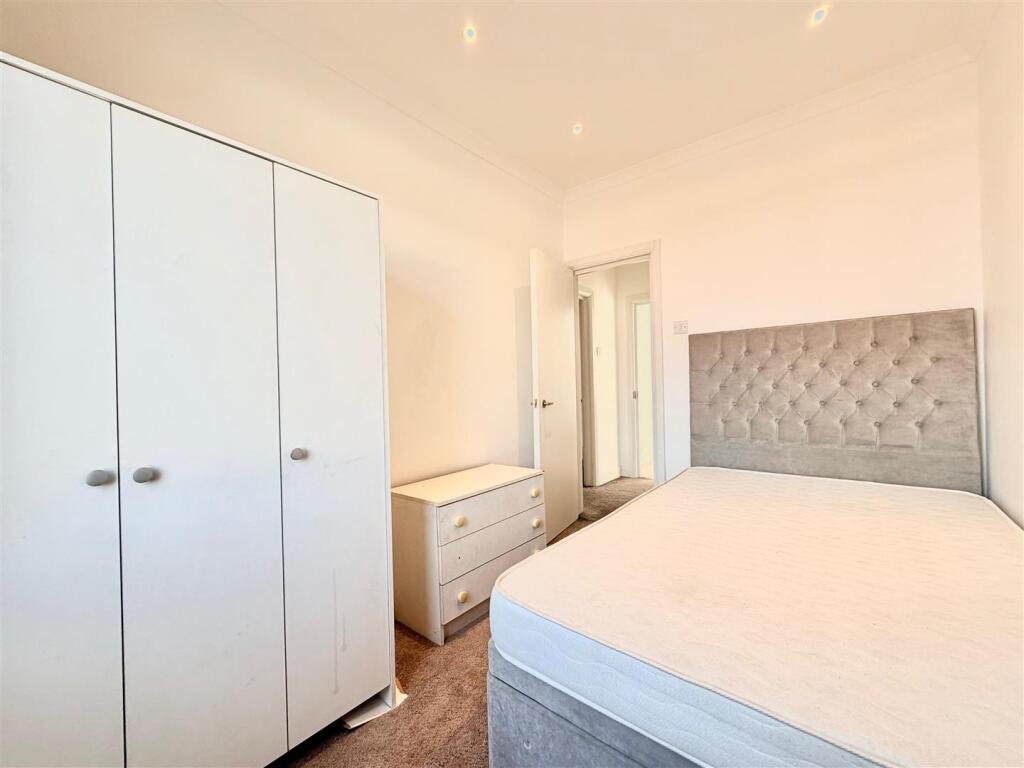 WhatsApp Image 2025-10-27 at 16.46.31_92e12579.jpg