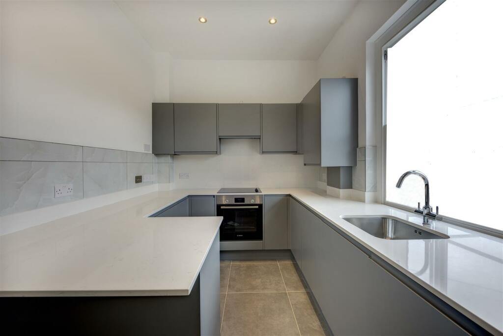 500b kings road 1051 kit2.jpg