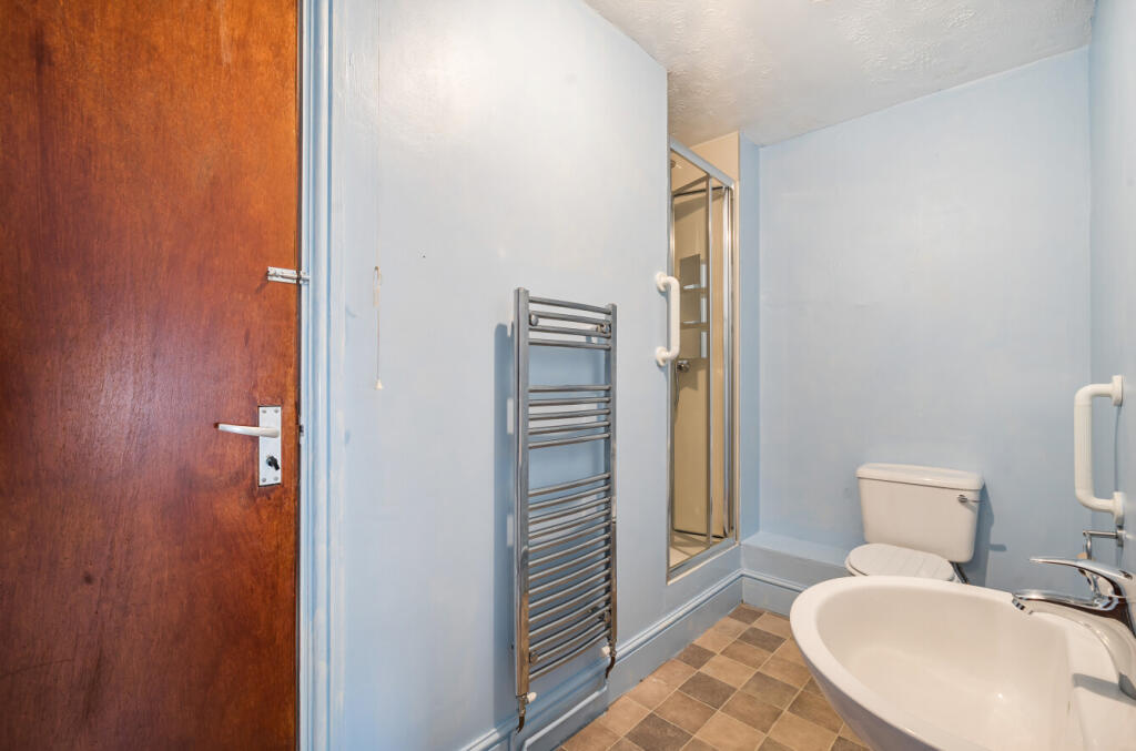 1343882-13-68addf...