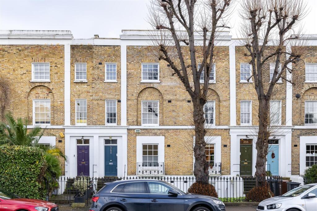 Queensbridge Road E8