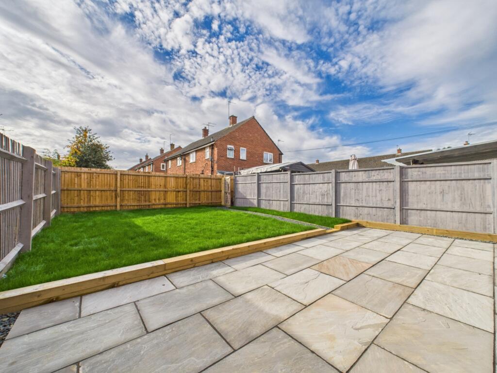 CAM01740G0-PR0458-STILL009