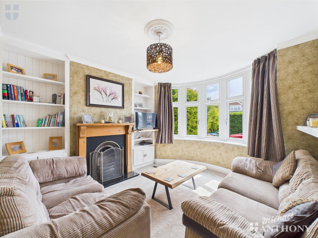 CAM03218G0-PR0659-STILL003