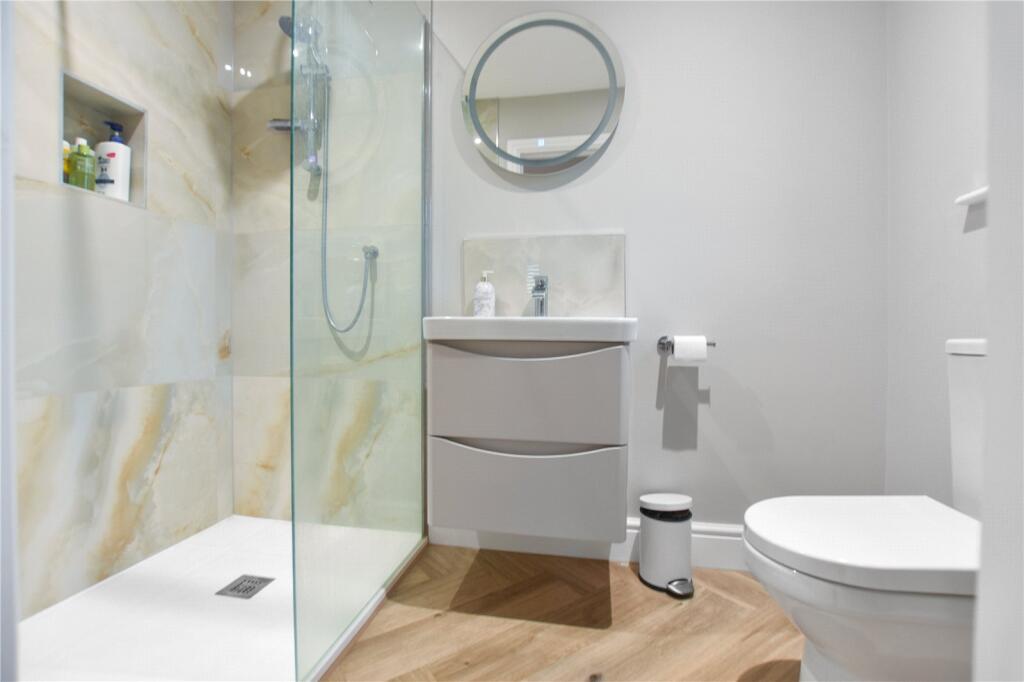 Ensuite