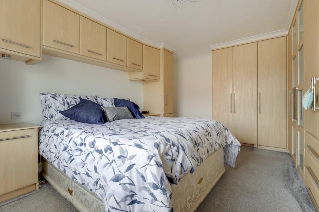 18- Rob Hammond EweMove Pontefract