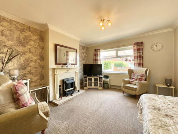 47862 S1329414 IMG 02 0000 Max 656x T202510021605.jpeg