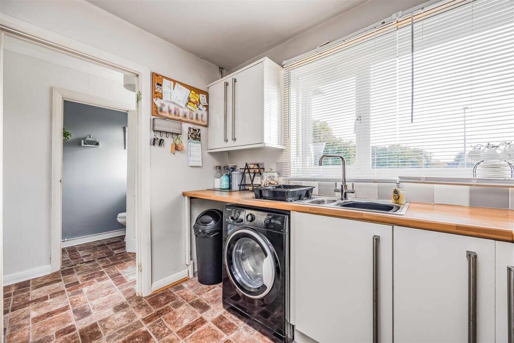 3 Lime Grove, Paulsgrove-Small-PorticoMarketing-Ne