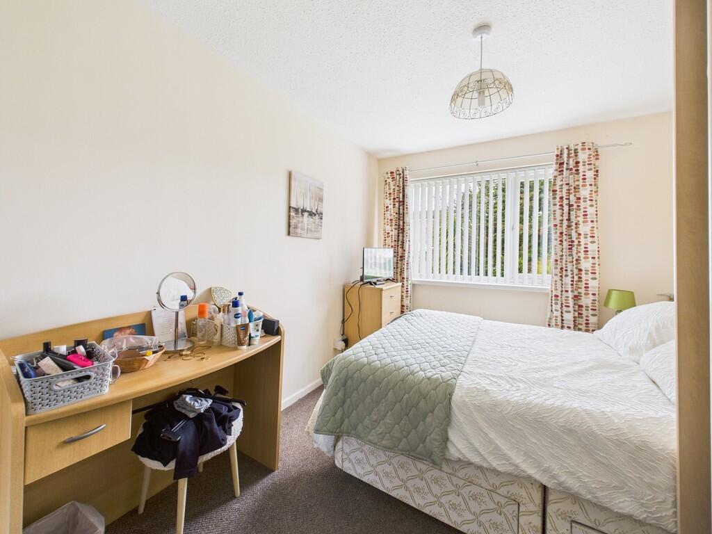 CAM03974G0-PR0208...