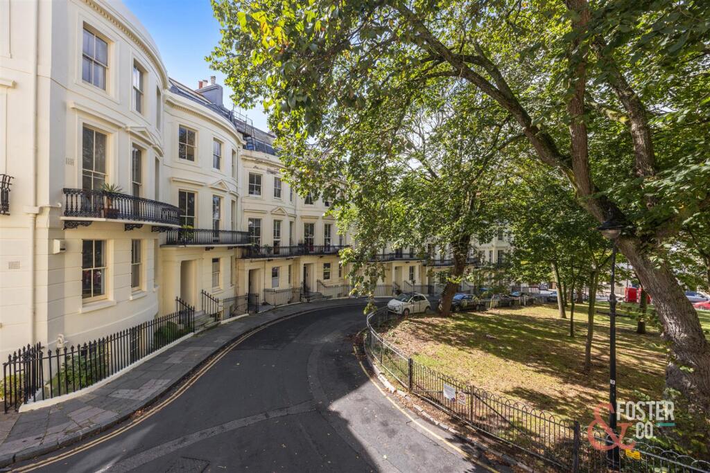 Powis Square, 17, Flat 5-001.jpg