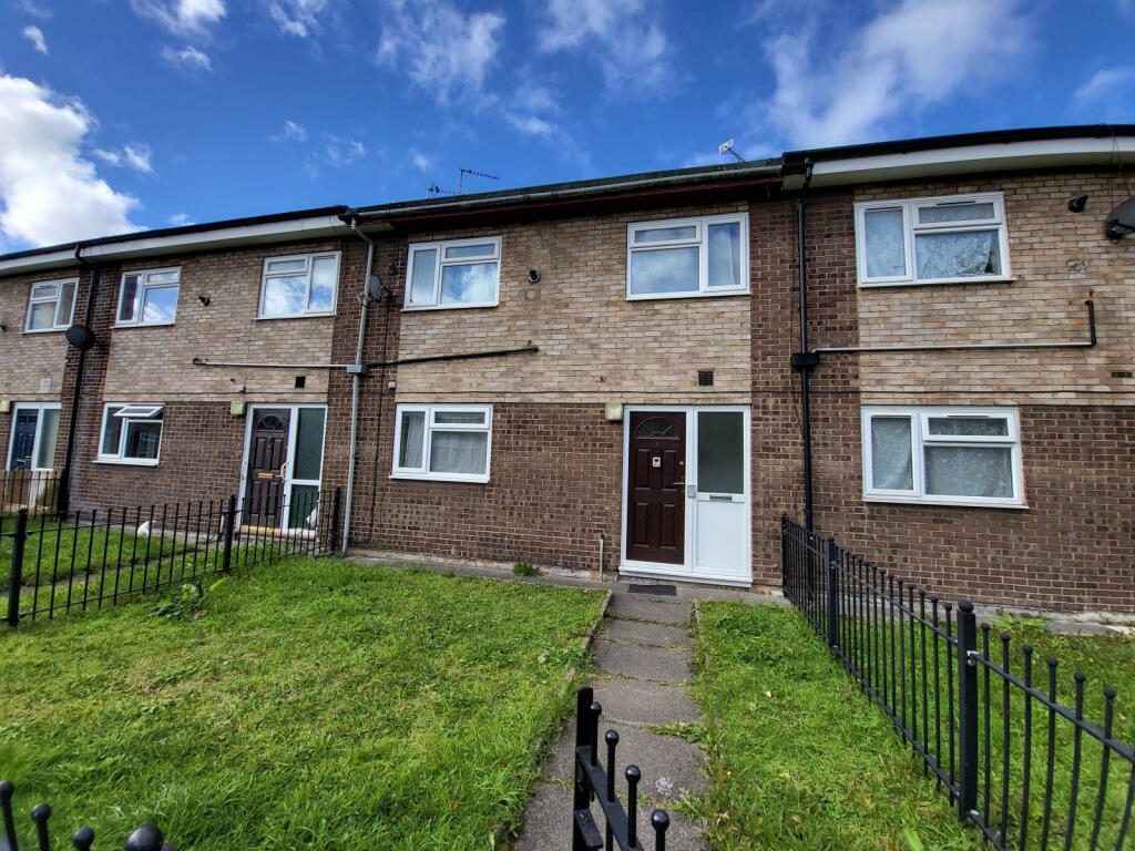 4 Bedroom Terraced for Rent