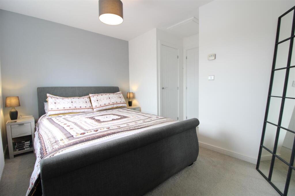 1.BED1.JPG