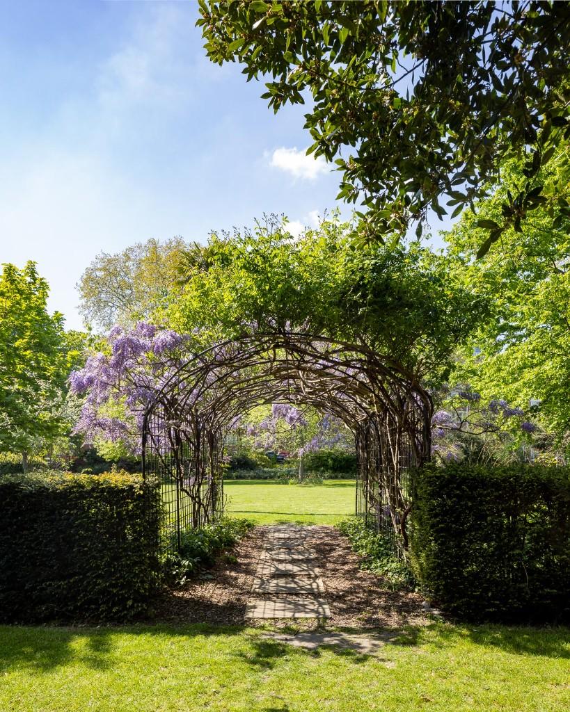 Communal gardens