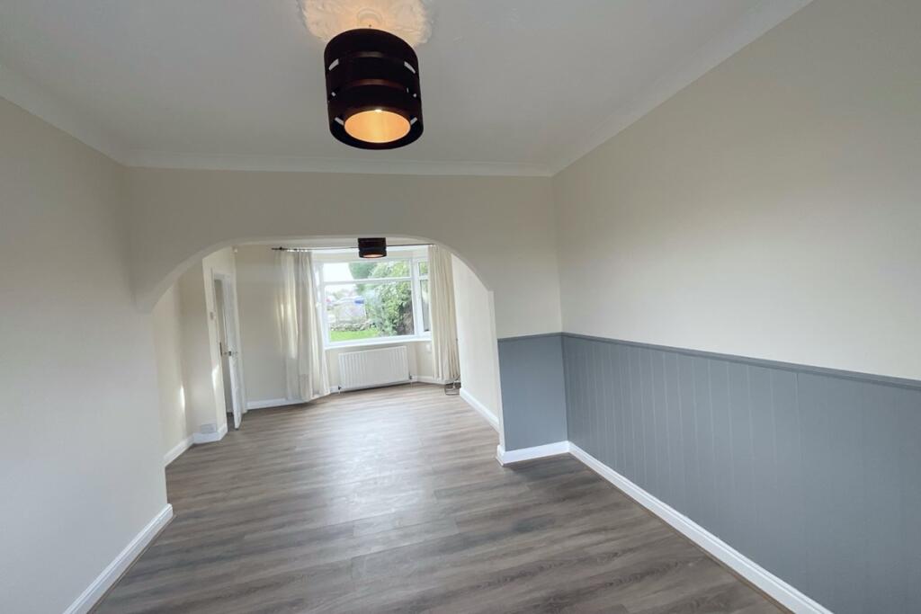 living/dining room