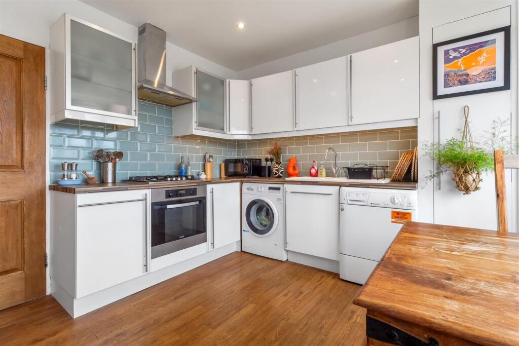 Rose Walk, 17-012.jpg