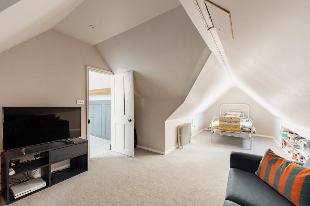 Bedroom 5