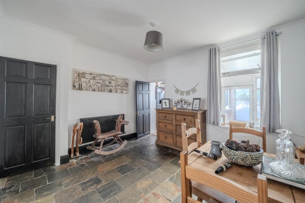 28 Penywain Street-13.jpg