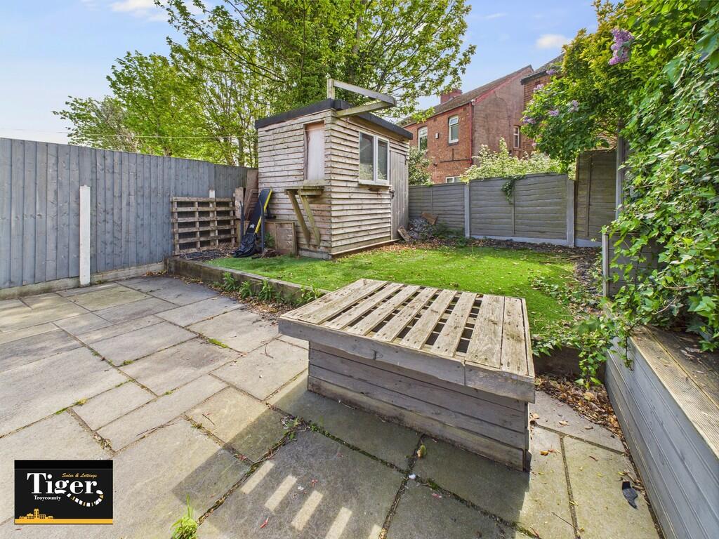 CAM02176G0-PR0564...