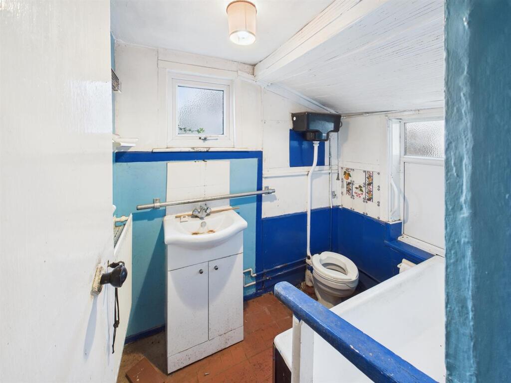 13 - Victorian House for Auction, Kingswood, Brist