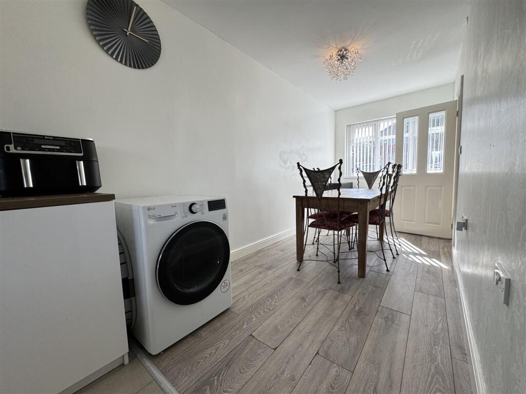 IMG_8472 (Large).JPG