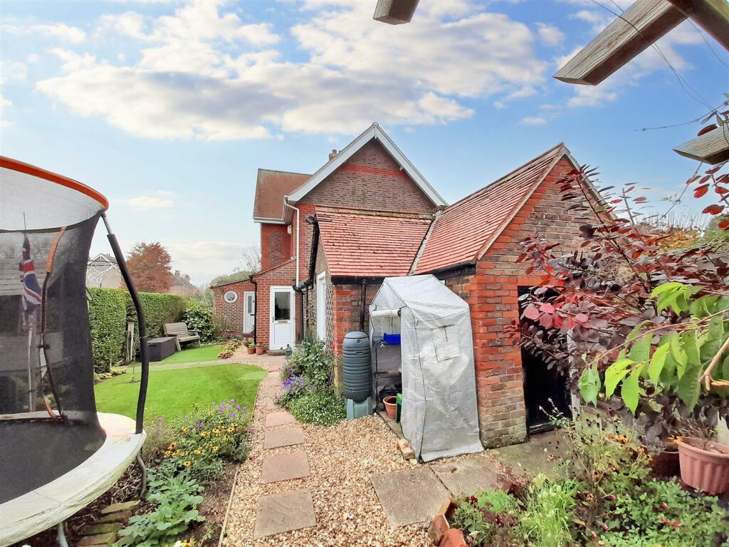 Rear garden 3 new.jpg