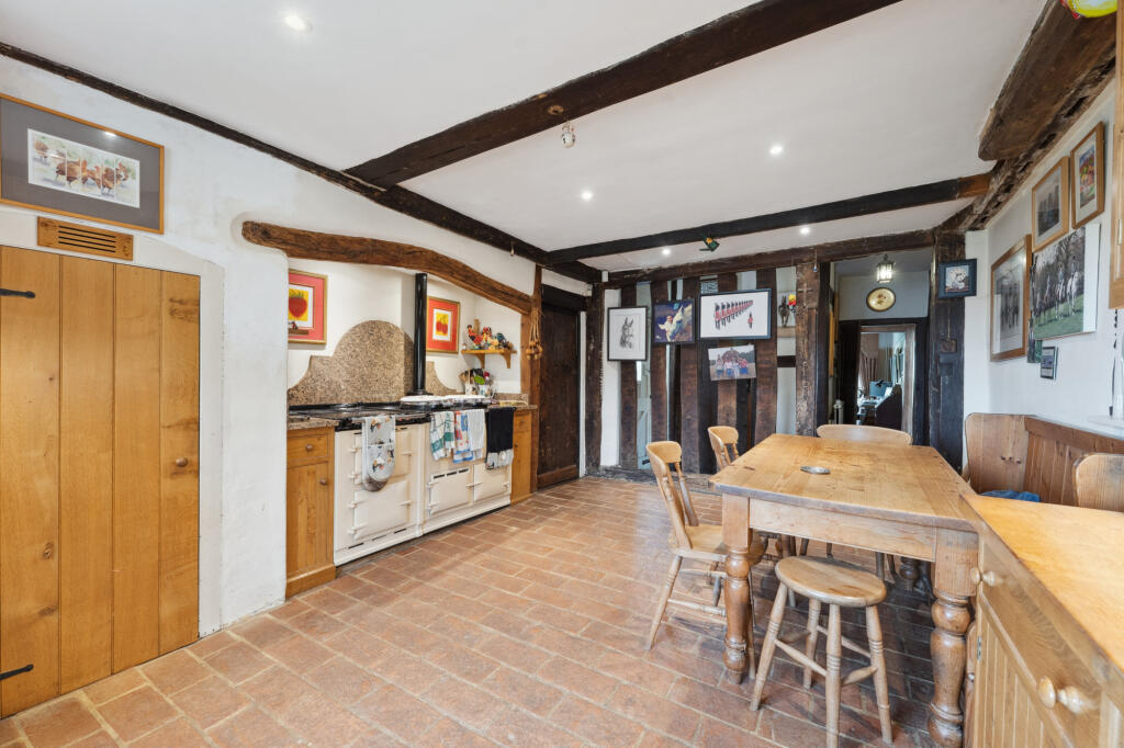 Kitchen 1