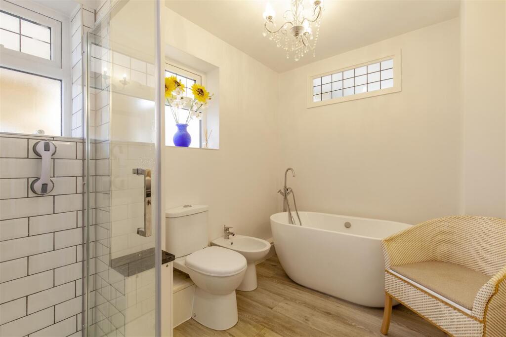 Bathroom-1.jpg