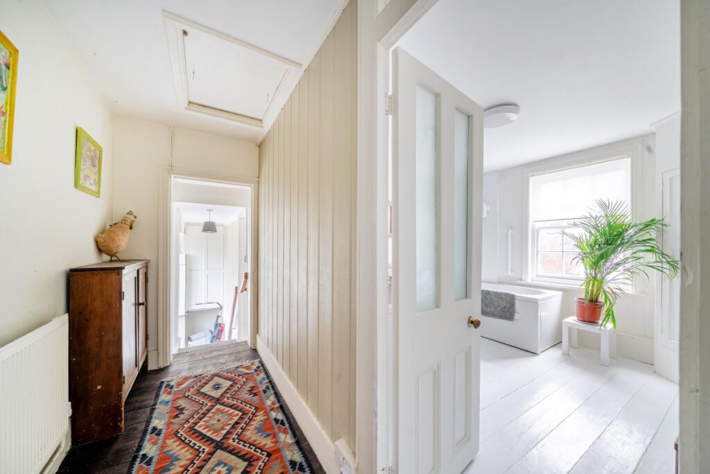 1385374-12-692863...